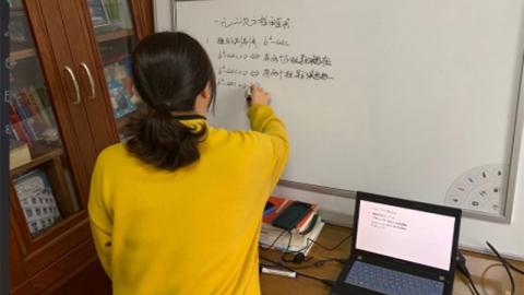 白板家智能书写框,助力白云空中课堂教学 白板家智能书写框,助力白云空中课堂教学